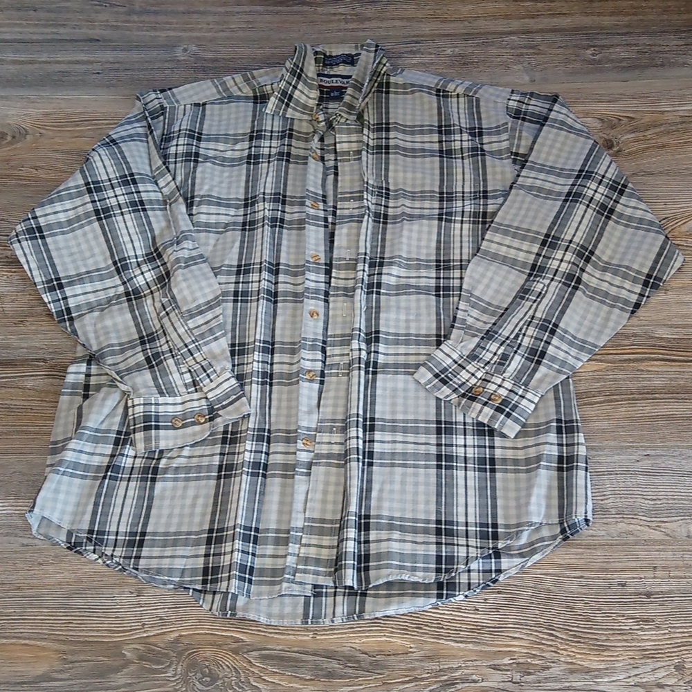 Vintage Style Plaid Patterned Lightweight Button Down Front Long Sleeve Shirt